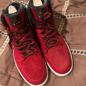 DS(NEW) Jordan Red Gucci 1s